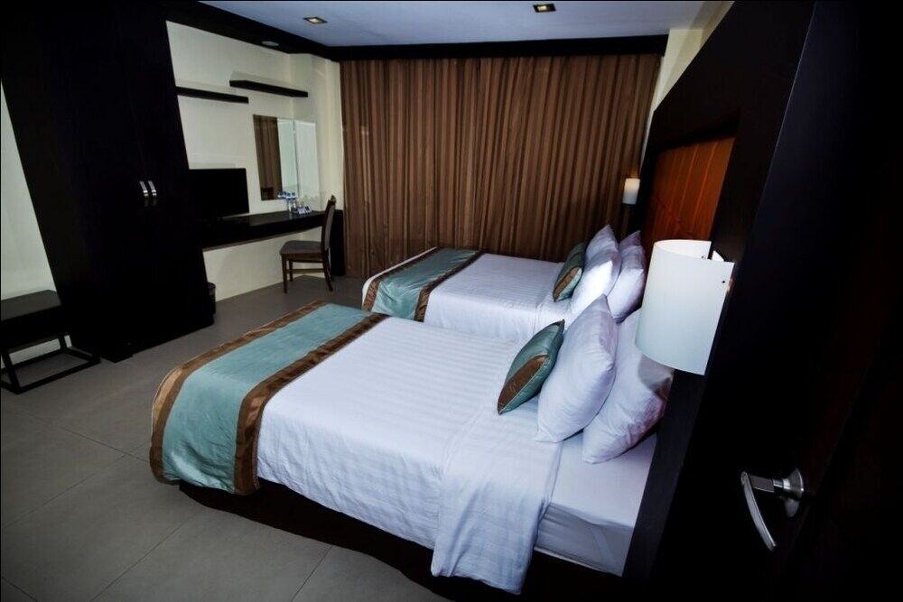 Mango Suites Tuguegarao City Exteriör bild